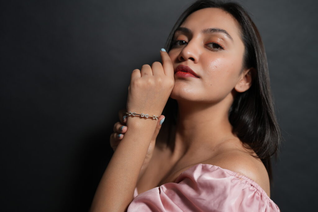 lightweight Bangles